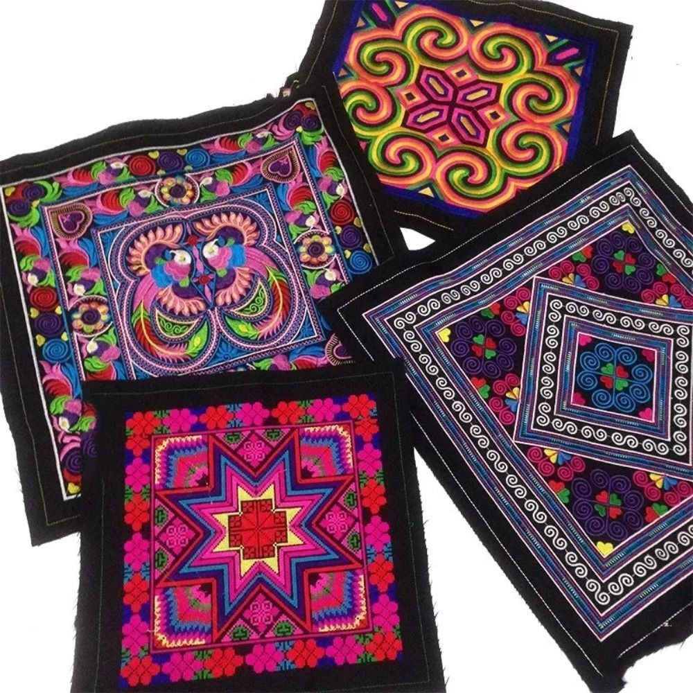Ethnic Clothing & Online Fashion Store Khaadi Us - Aplique de Tecido Quadrado Estilo Étnico