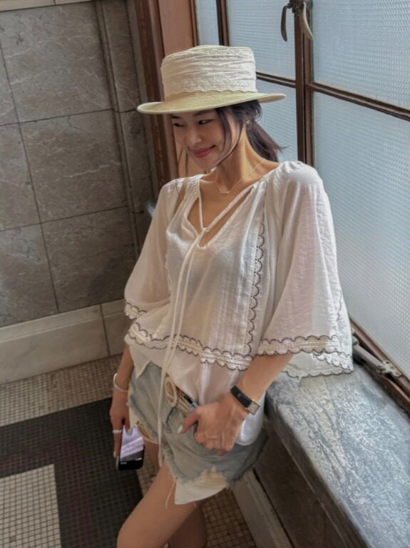 Top de Estilo Coreano com Patc - Ethnic Fusion Fashion avaliação e preço
